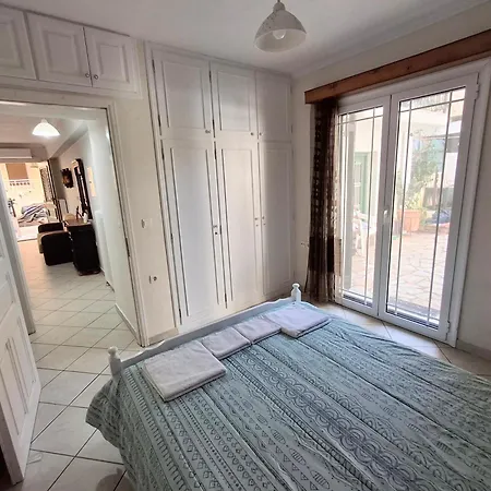 Stefanos Family Apartment