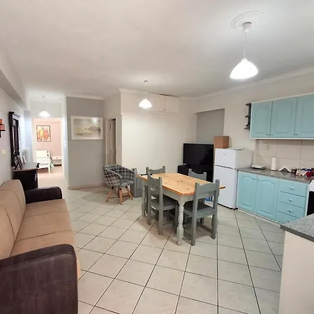 Stefanos Family Apartment Lefkada City